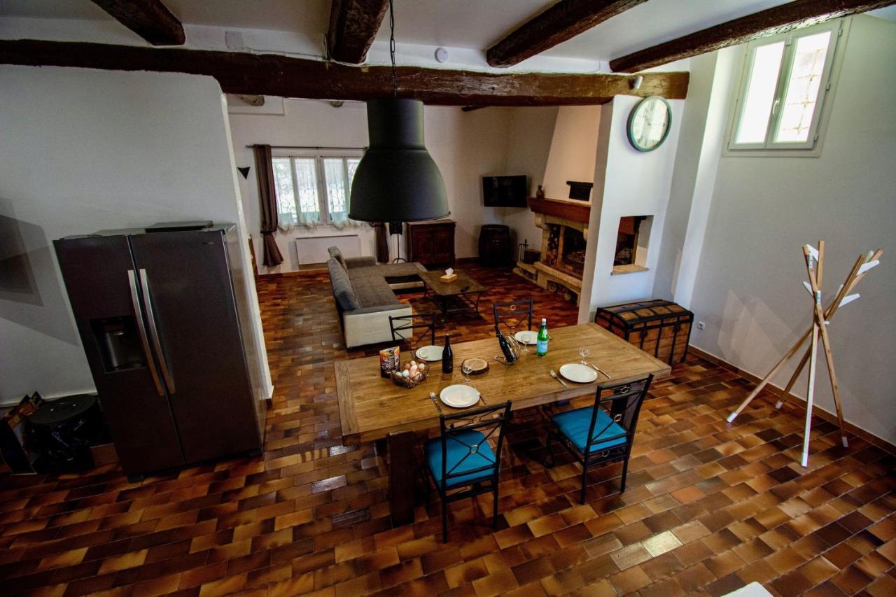 La Maison Du Moulin De Tartay Авиньон Екстериор снимка