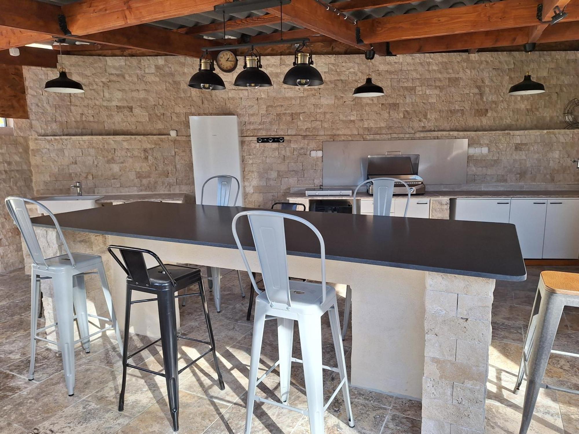 La Maison Du Moulin De Tartay Авиньон Екстериор снимка
